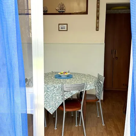 P054 - Porto Recanati, Comodo Trilocale Con Patio Esterno 포르토레카나티